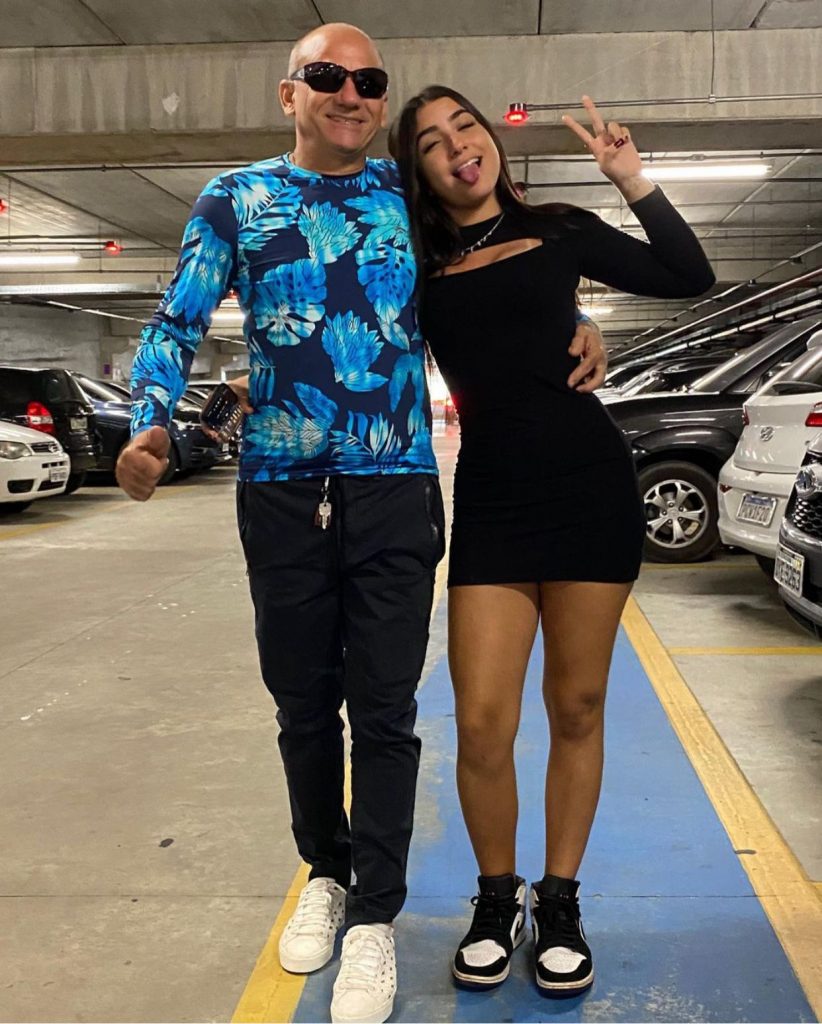 Larissa Flor e seu pai